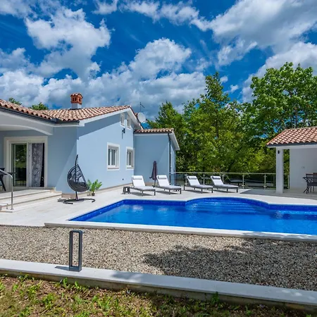 Forrest, A Charming Surrounded By Beautiful Nature Krizanici
